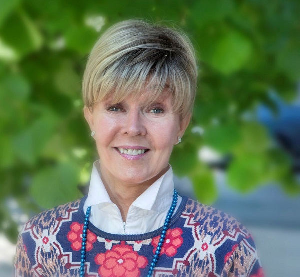 Helena Petäistö: Gallian kukko kiekuu taas