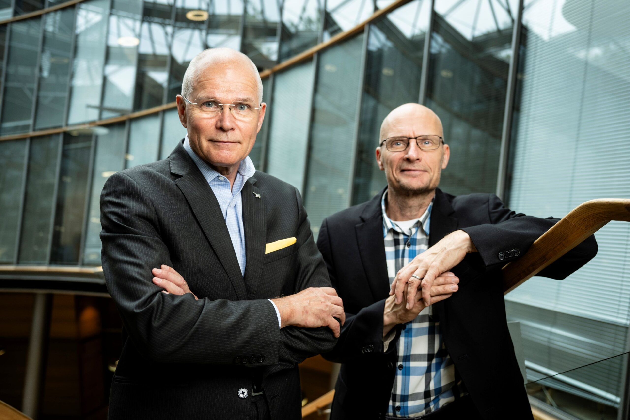 Jarmo Lindberg ja Hannu Laakso: Silloin emme vielä tienneet - Jarmo Lindbergin muistelmat