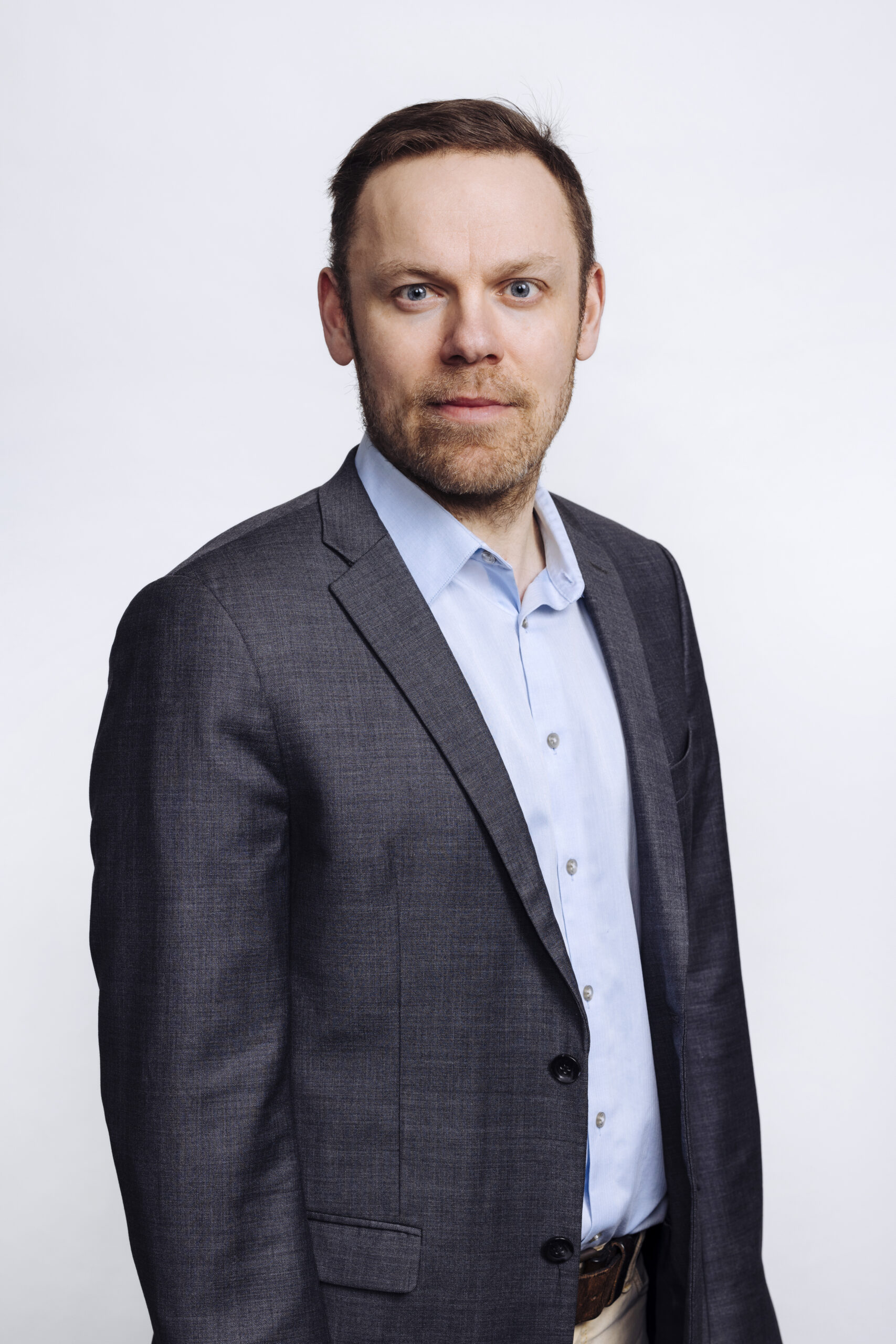 Kyberturvallisuus yhteiskunnan kokonaisturvallisuuden tukena