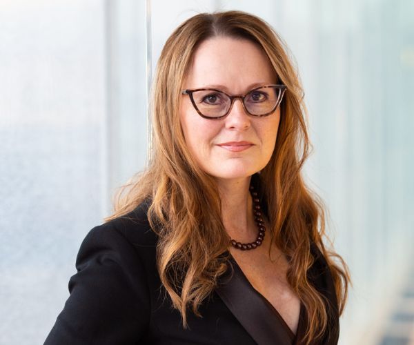 Tuija Välipakka: Kirjailijan keittiössä