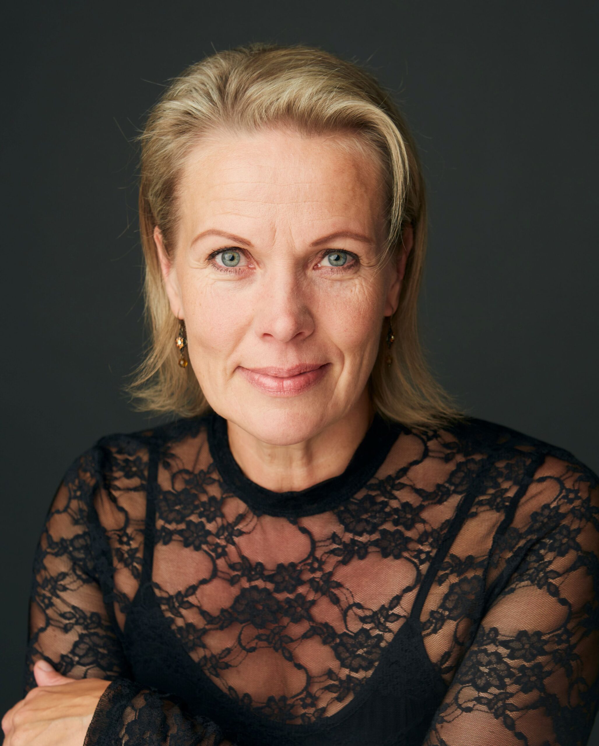 Nina Honkanen: Rajat/On