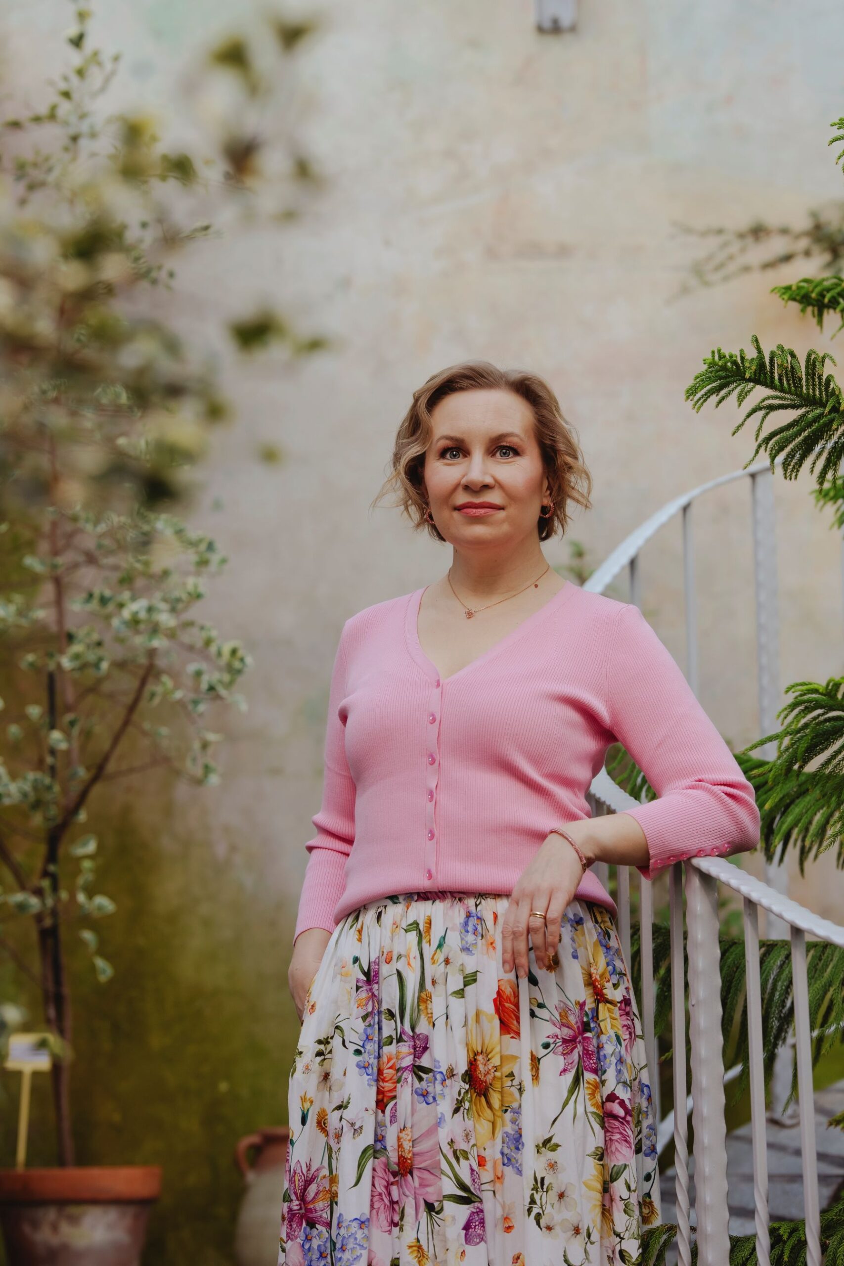 Vera Vala: Persikankukkien aikaan